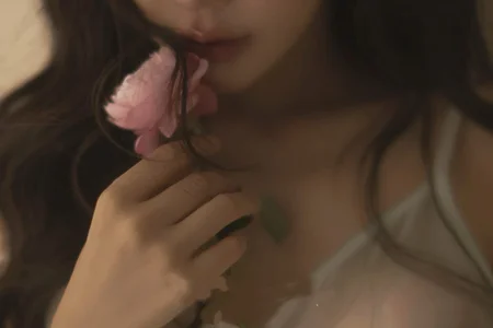 Make me feel you de _Aria_Moonie  4 photos