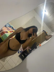 My Wife Hot 🥵 de AlexAndgirl Foto