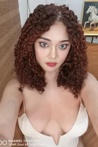 curly_tops69 Your Hot Curly Top Mistress Pic