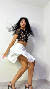 Melissa_Fane Do you like my white skirt? - {count, plural, one {תמונה אחת} two {שתי תמונות} many {# תמונות} other {# תמונות}}