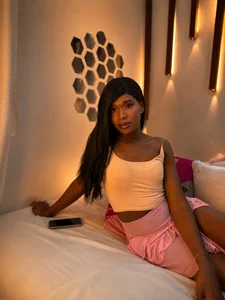 Melisa_Ebony Always radiant like sunlight Εικόνα 2