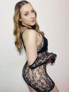 hazisabel black Pic 2