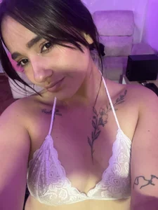 MiaRousexxx_の🔥の枚の写真