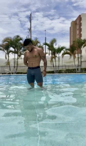 Kalyan_Casstelo Swimming time Foto 3