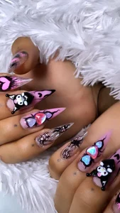 sabrinamossii: 我爱我的指甲😍 ( 2 фото)