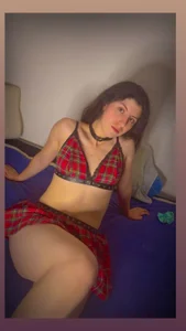 Baby_miacaro Colegiala 🎓 Pic