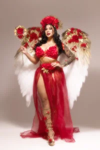 kiim_taaylor YOUR CUTE GODDESS OF FLOWERS Pic