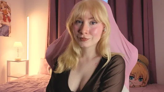 Gin_Lilah Your blondie Pic 3