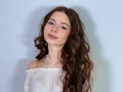 AmeliaFlares 🤍🤍🤍 사진