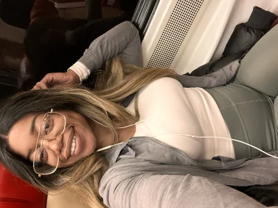 GoddessDestinyLove Selfies & Full Body Pic slika