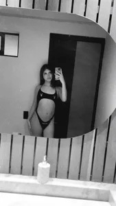 mia_fosster_ Public Foto 3