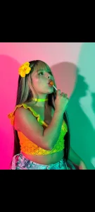 Mila_1wood sour and sweet 🍊💛🍭 Foto 6