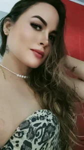 MichellHars ANIMAL PRINT sexfoto 1