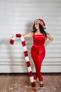 SamanthaAntolin happy holidays 🤶🎄 Pic 4