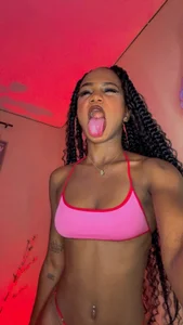 annybrannd1 give me your milk in my mouth Immagine 