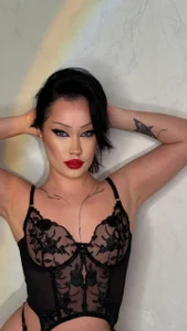 BlackLotus__のWould u love to be my Valentine today😍の 4枚の写真