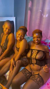 Lovieass Public Pic