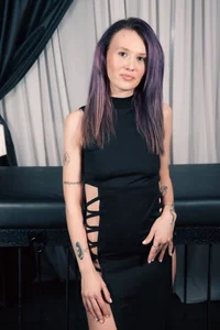 JolieStardustのjust a teaseの 2枚の写真