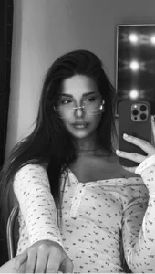 Bella__Kallen Public - {count, plural, one {תמונה אחת} two {שתי תמונות} many {# תמונות} other {# תמונות}}