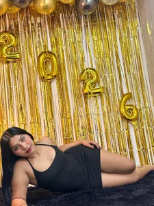 soffiasex68の"This year starts hot — and I’m the reason." 😏✨の枚の写真