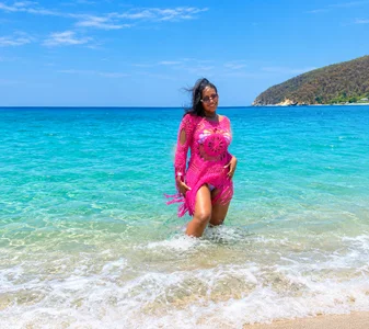 AlisonHoot69 2026 vacation 💛🩷💜 صورة واحدة|AlisonHoot69 2026 vacation 💛🩷💜 صورتان|AlisonHoot69 2026 vacation 💛🩷💜  4 صور|AlisonHoot69 2026 vacation 💛🩷💜  4 صورة