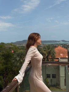 YourElizabethh Public Εικόνα 5