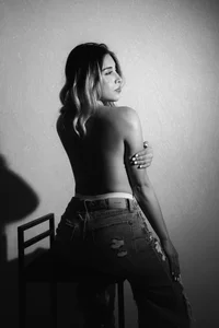 charlotte__grey Black and White 🤍🖤 Fotka 3
