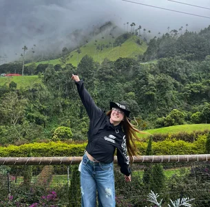 tekila__ - Being happy 🦋 Pic 3