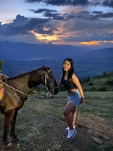 April_collinss Enjoying the view 🥰 Pic