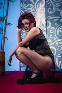 Yuu Valentine ദ്ദി(˵ •̀ ᴗ - ˵ ) ✧ de YuuMiko  3 Imagens