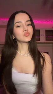 Kiaicatieのmeの枚の写真