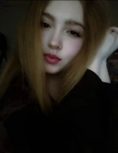 Zdjęcia NoneRight Public:  2