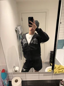 Hungshyguyx Public Pic 4