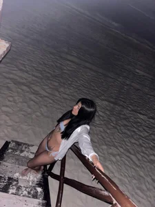 Public de Aleja_shy1 Foto 4