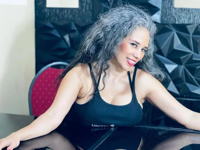 cute_sassy kullanıcısının horny albümü -  4 fotoğraf