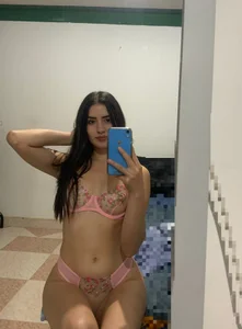 Milii_Rose My body 🔥❤️‍🔥 slika 3