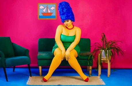 Your Marge is ready, Homer. 🍩 de Arietta_Heart  3 photos