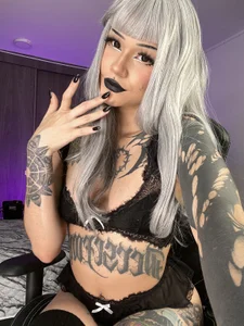 damnliciousss ᡣ𐭩 •｡ꪆৎ ˚⋅ Foto 4