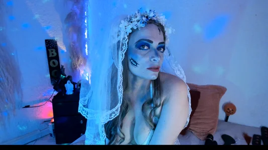 Jeanineescott THE CORPSE OF THE BRIDE HALLOWEEN Pic 8