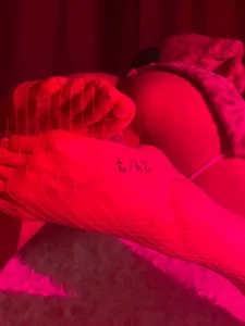 BabbbyFoxxx a little eroticism?)) Gambar 2