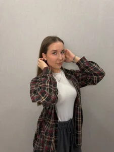 UshaDudney Public Pic 4