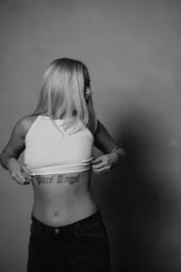 pureeangel black and white Pic 7