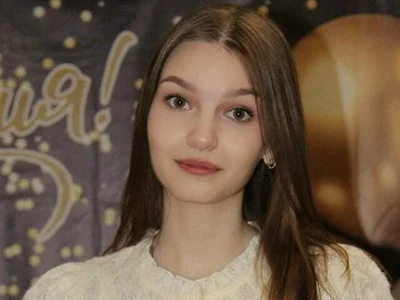 OpsieBoobsie Velvet Nights Foto