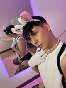 Justin_Miller_1 I'm your cow so you can milk me 💦🐮 Pic 3