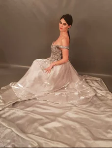 EvelynFrancesJust me图片 3