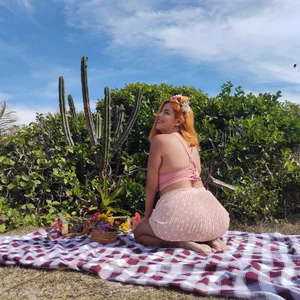 Escarlate4you_ Public Pic 7