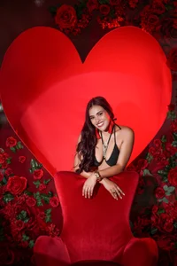 Jeen_Taylor Love has no rules, only desires🍒 Bilde 2