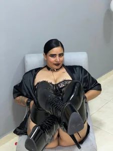 MariaGaitan lick my boots صورة واحدة|MariaGaitan lick my boots صورتان|MariaGaitan lick my boots  صور|MariaGaitan lick my boots  صورة