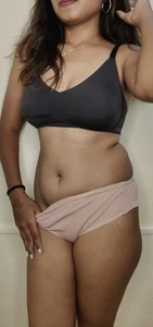 Meera-Mythun Public Immagine  3