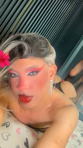 How about love looks at my beautiful suit de AndyBlake_ Foto 2